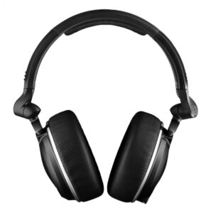 K182 AKG