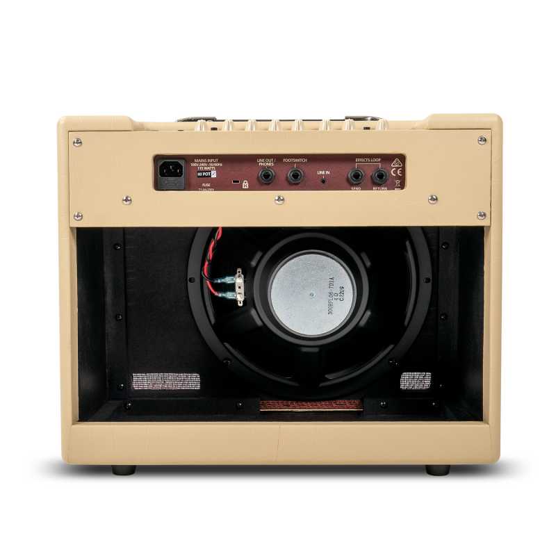 debut-50r (3)