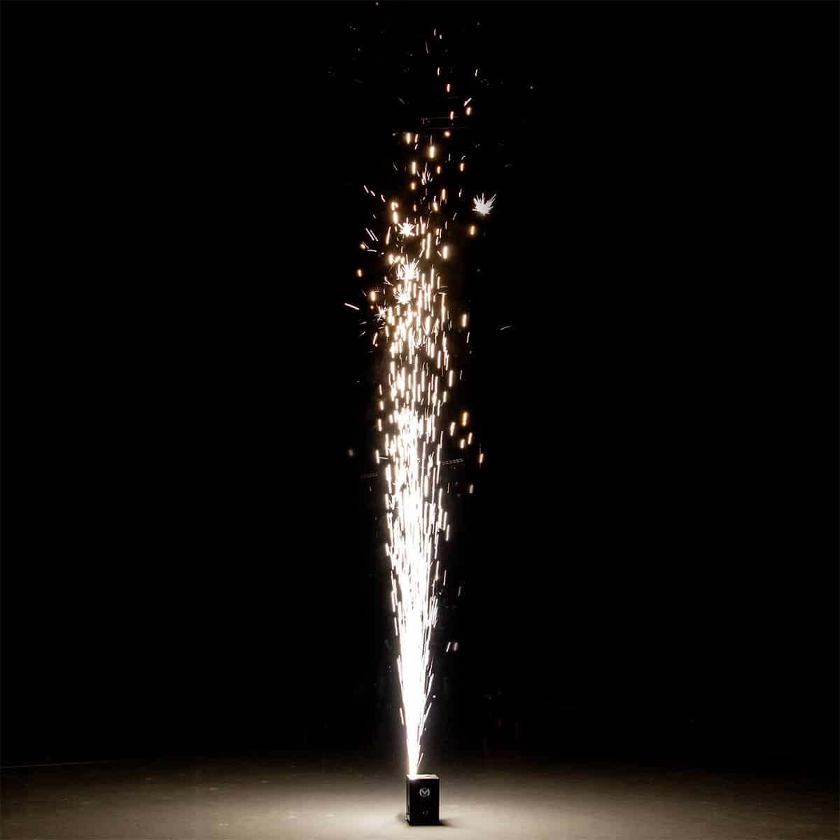 mac-mah-spark-300_0014_95542_3