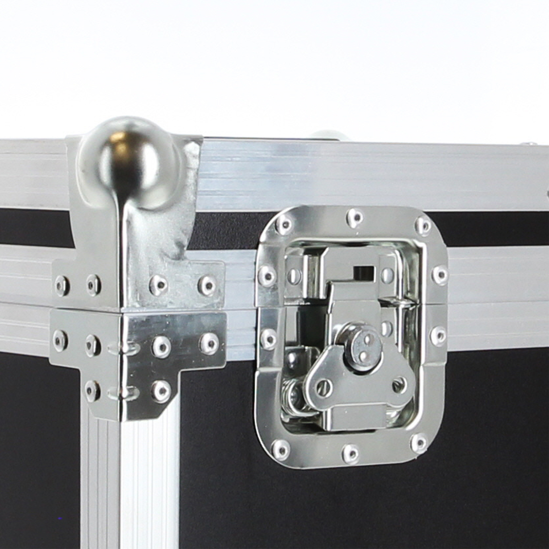 FC KOMODO Power Lighting – Image 5