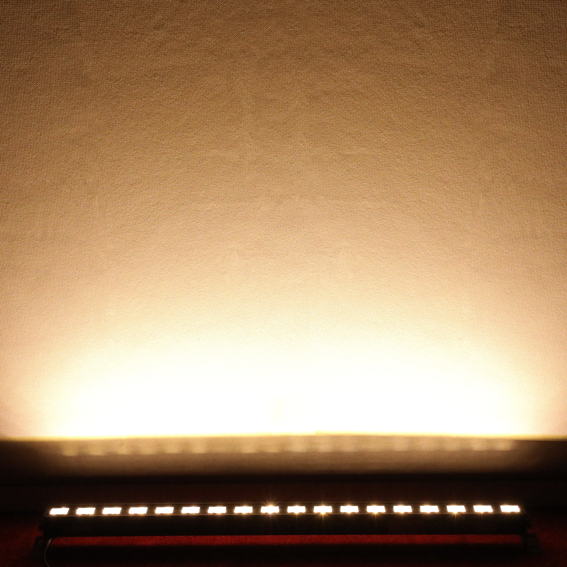 35995-UV-BAR-LED-54-WW