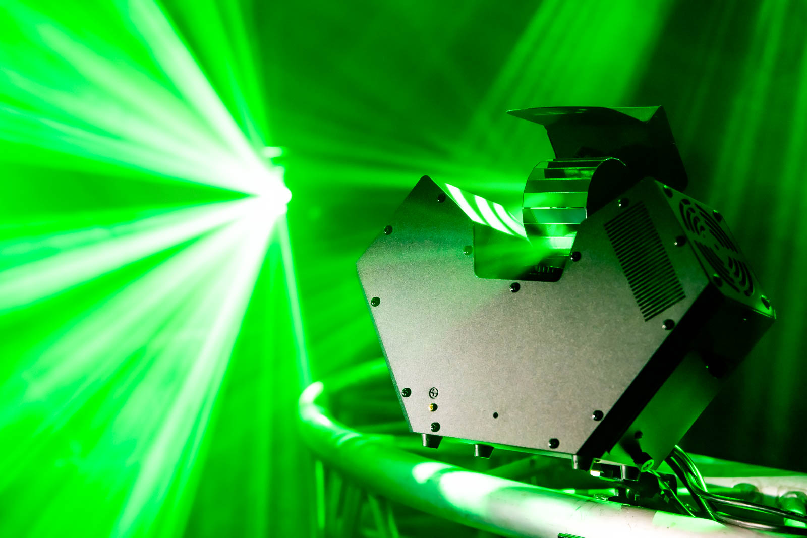 BLAZOR Chauvet DJ - Eclairage - Sonowest