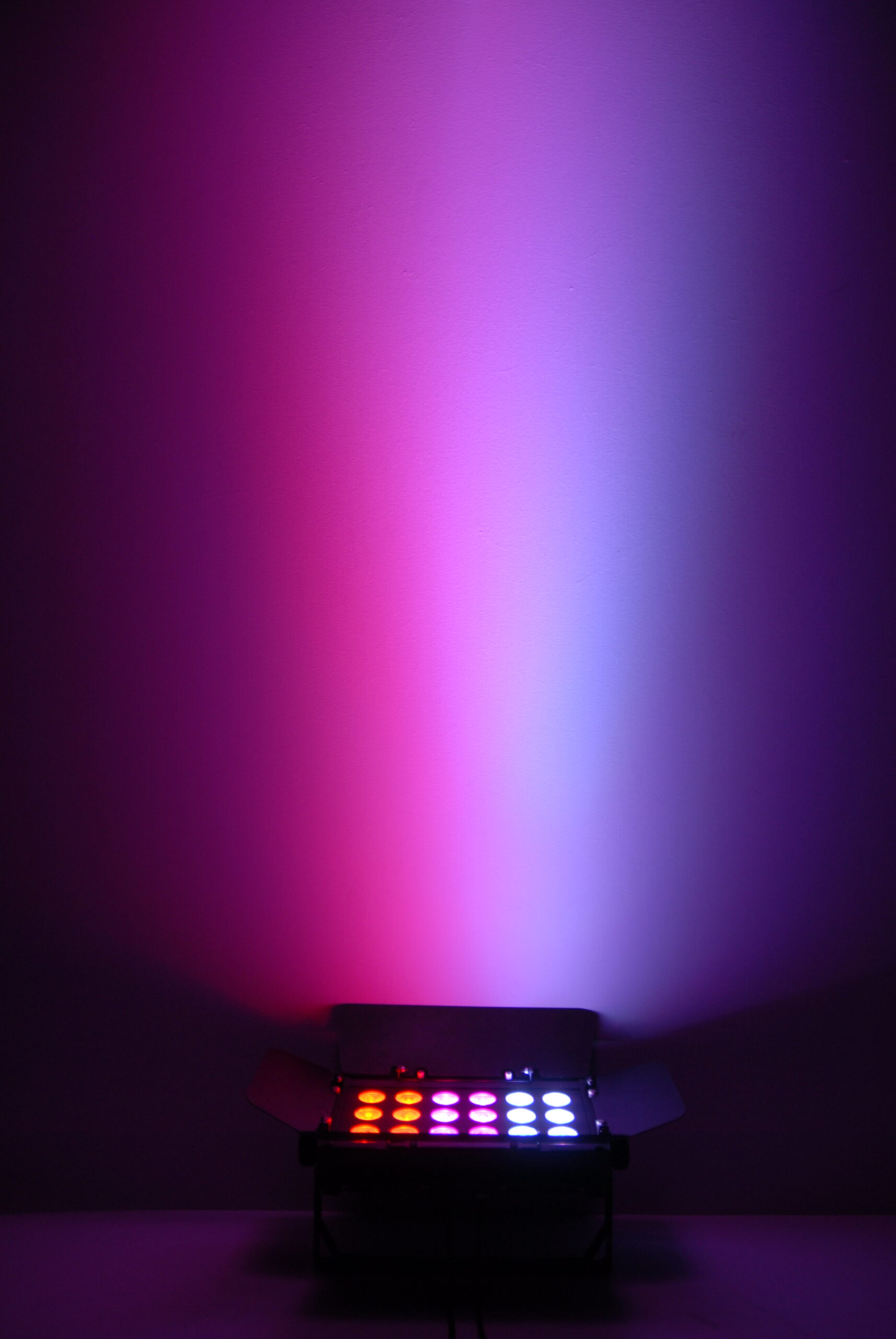 SlimBANK H18 ILS Chauvet DJ - Barres Leds/Blinder Leds - Sonowest