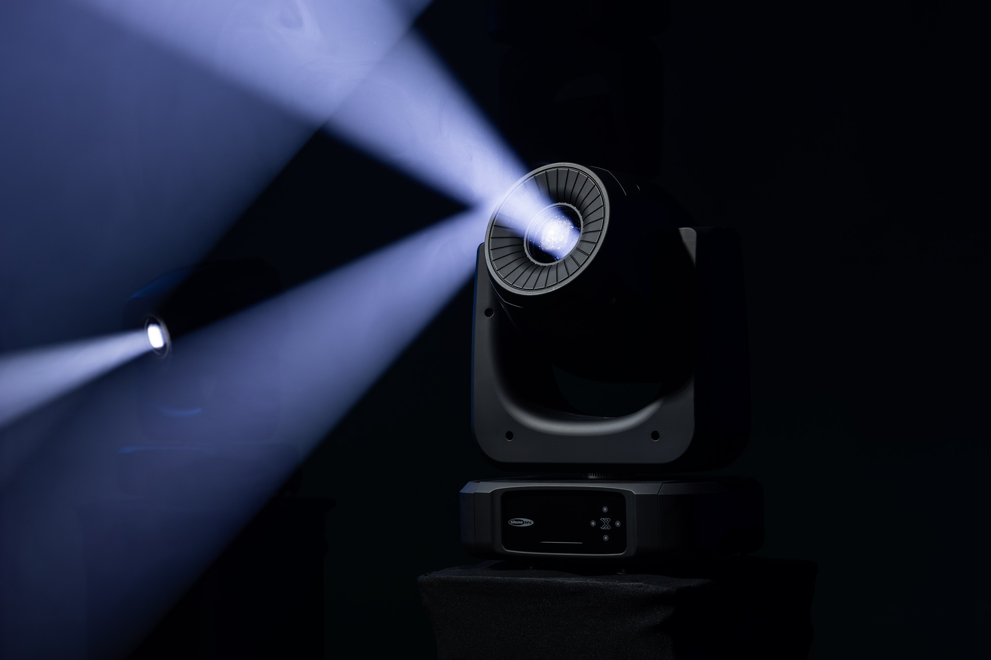 Xpression 2000S – Spot Showtec - Lyres Spot - Sonowest