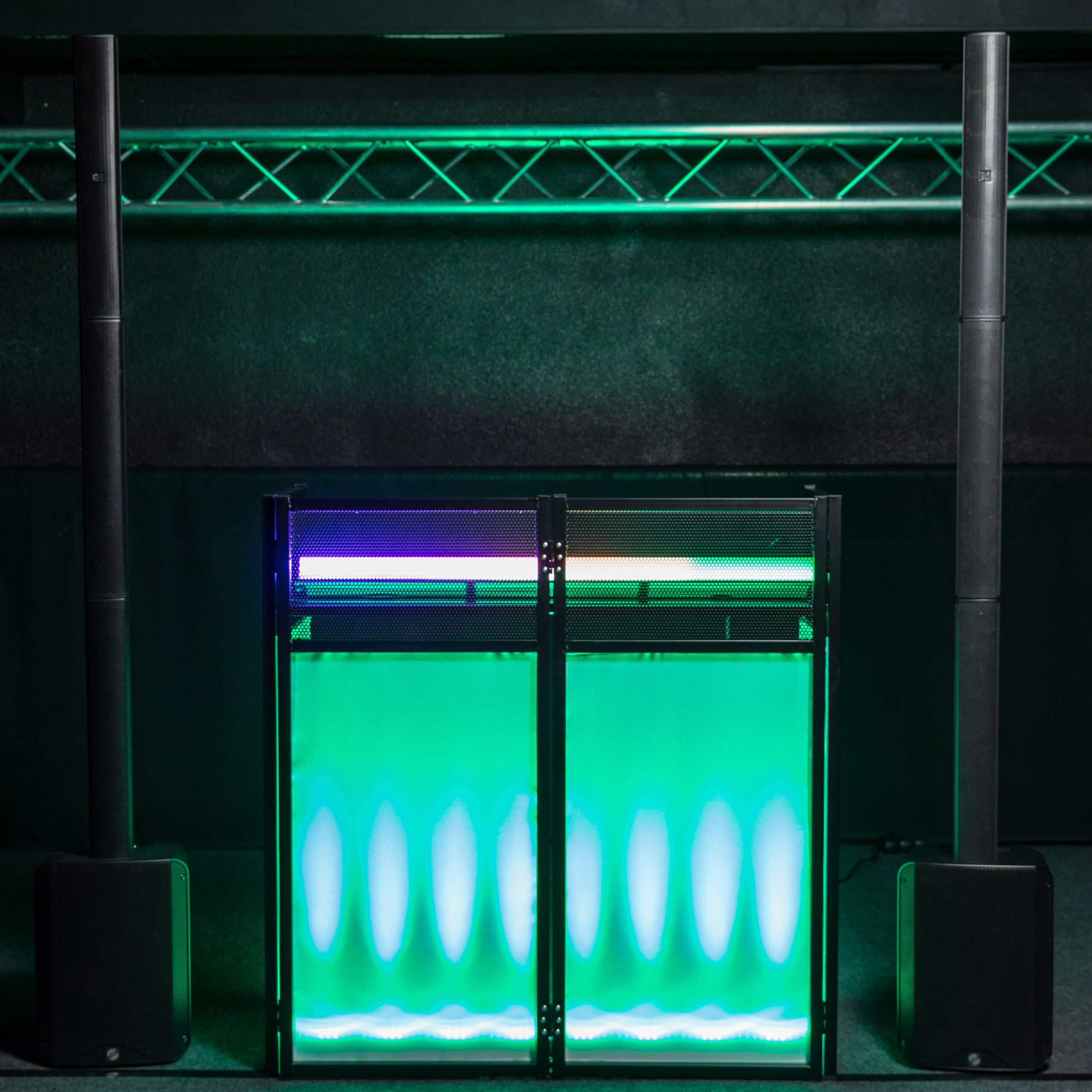DJ DESK WHITE BoomToneDJ - Lycras et Panels - Sonowest