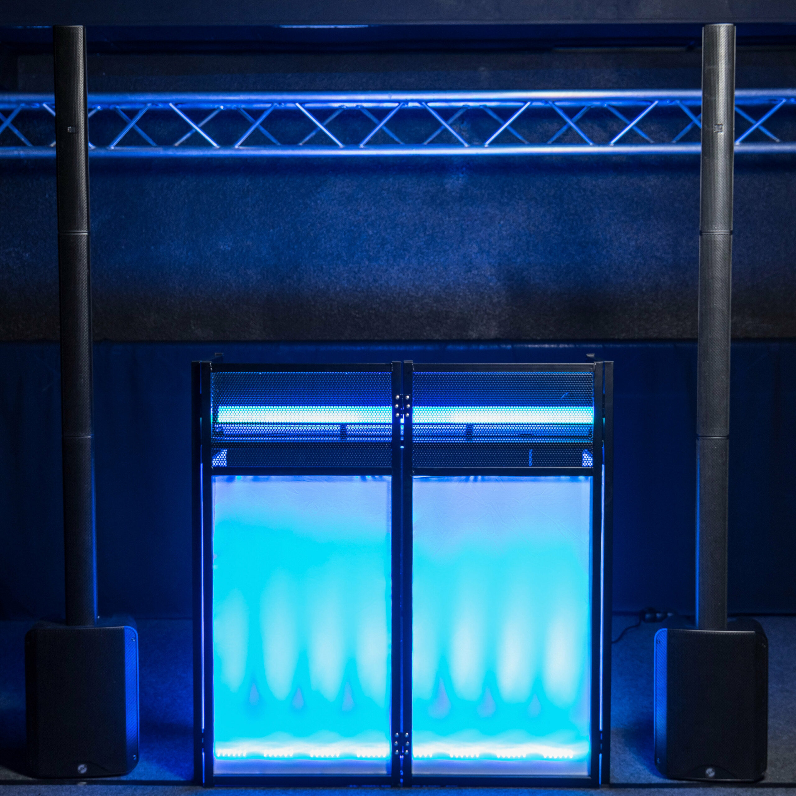 DJ DESK WHITE BoomToneDJ - Lycras et Panels - Sonowest