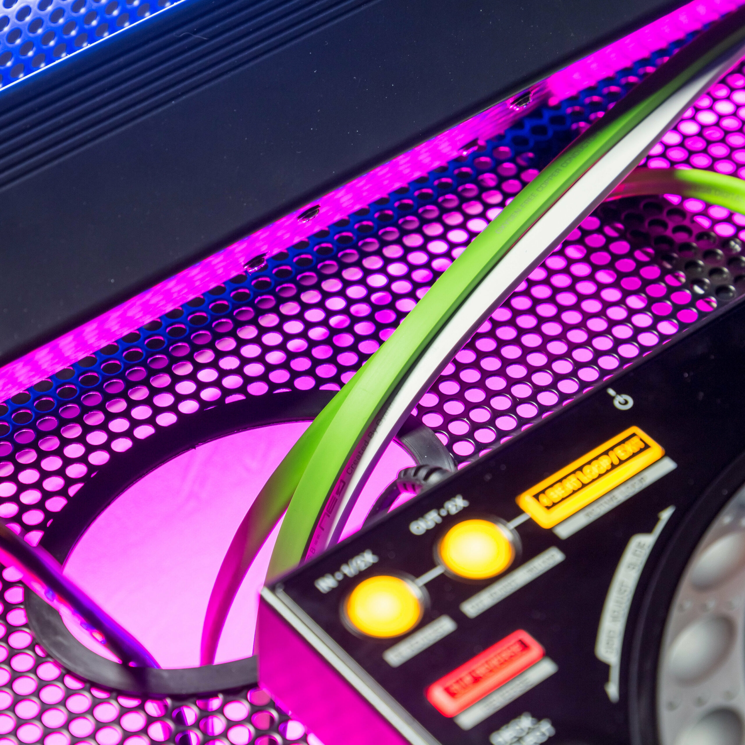 DJ DESK WHITE BoomToneDJ - Lycras et Panels - Sonowest