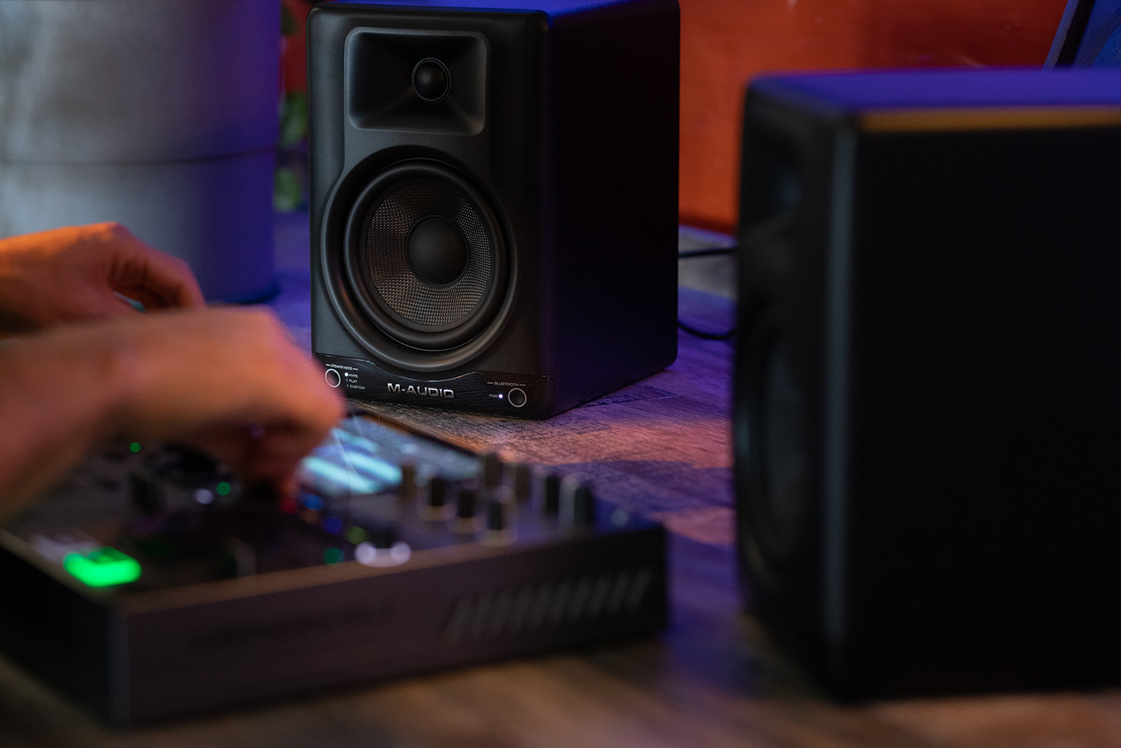 BX5BT M-Audio - Enceinte monitoring - Sonowest