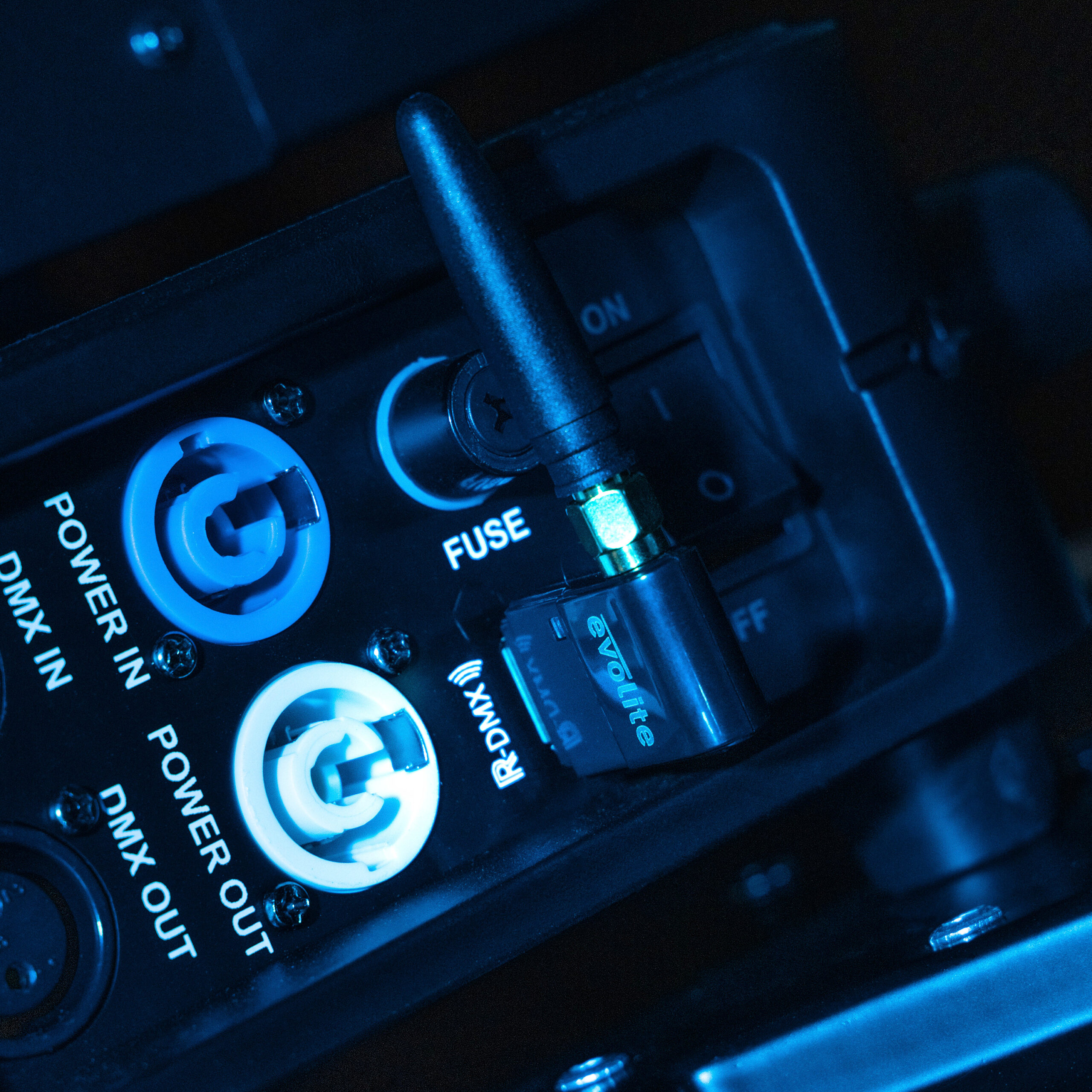 R-DMX USB Evolite - Contrôleurs DMX sans fil - Sonowest