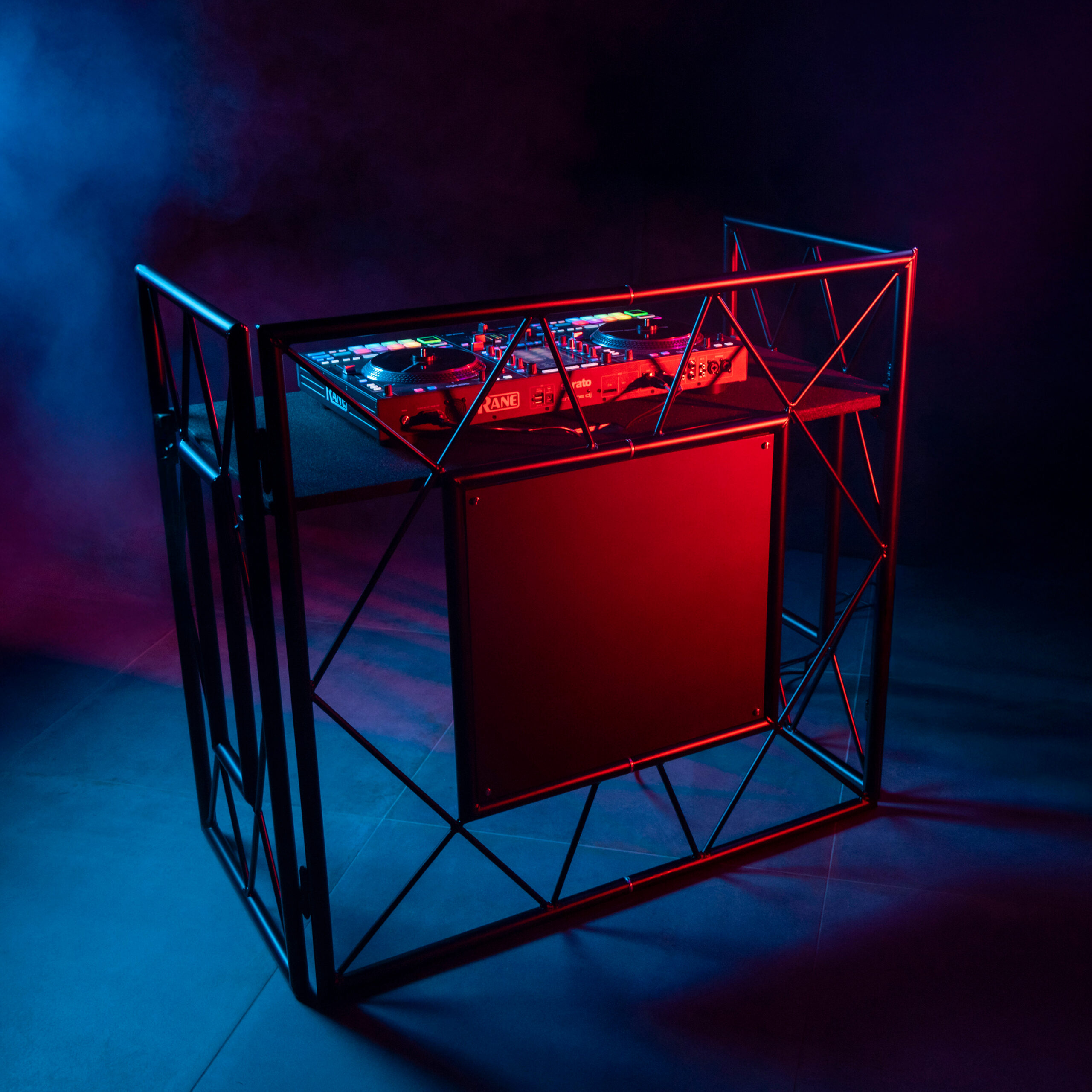 Event Stage (Black) Plugger - Stands DJ - Sonowest