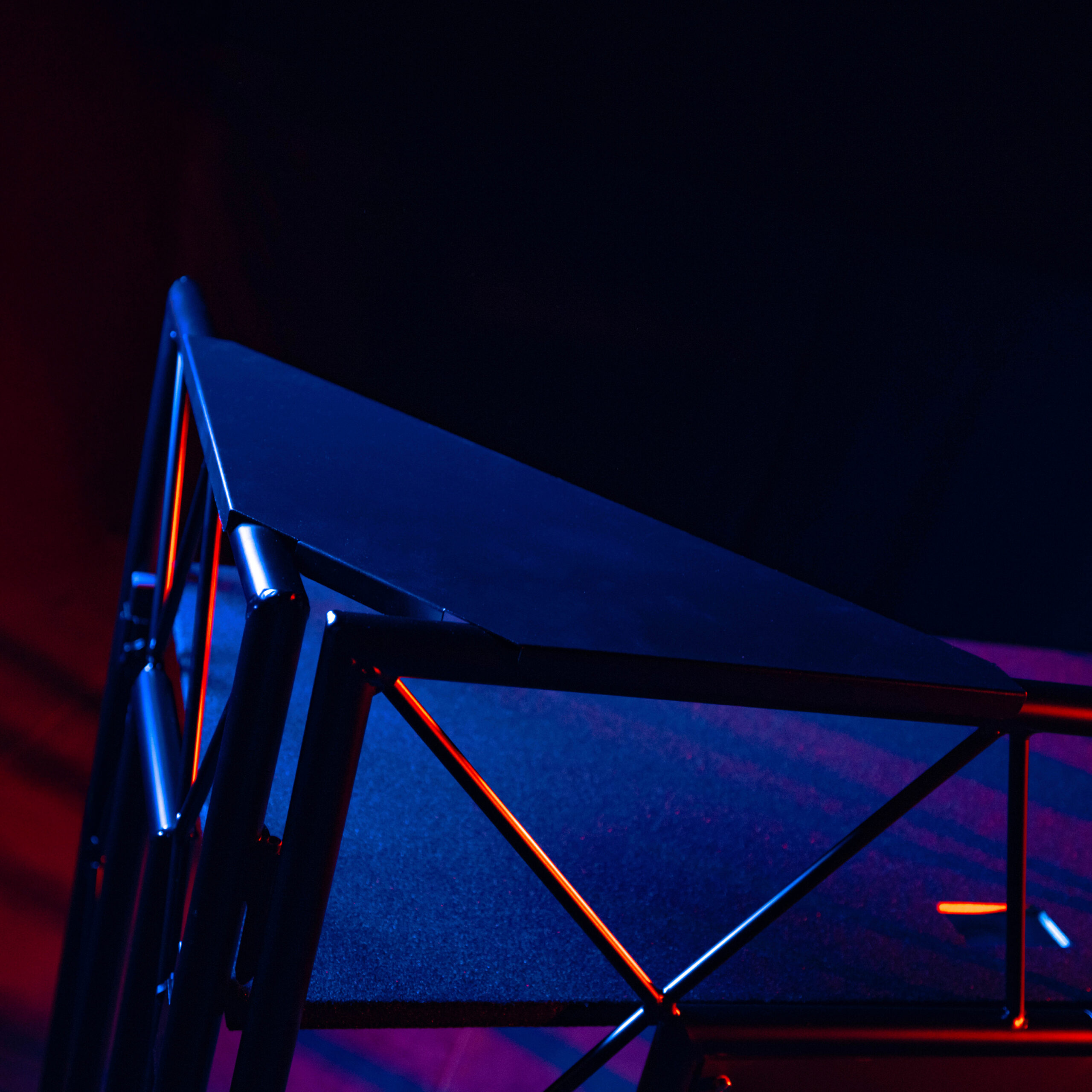 Event Stage Set Plugger - Stands DJ - Sonowest