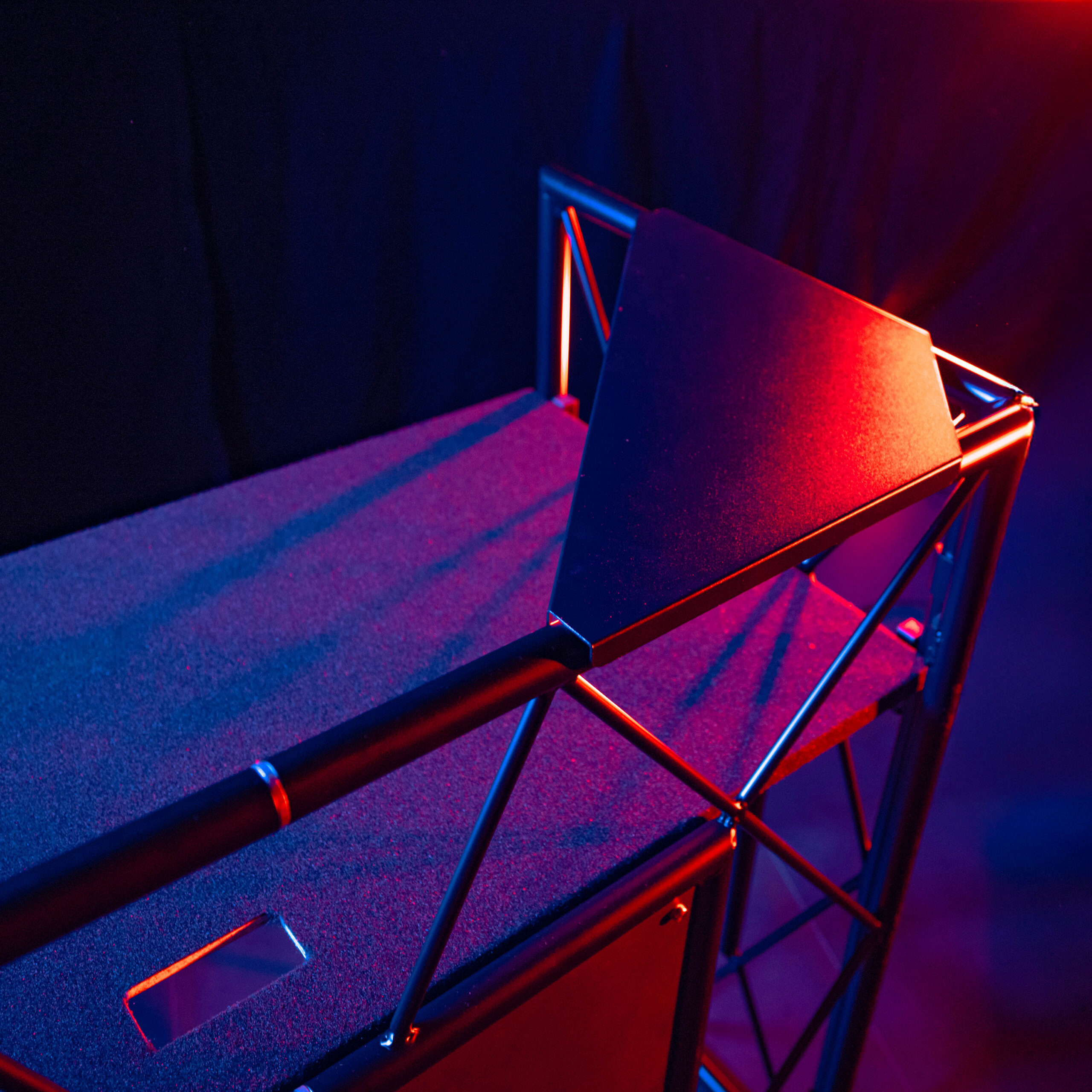 Event Stage Set Plugger - Stands DJ - Sonowest