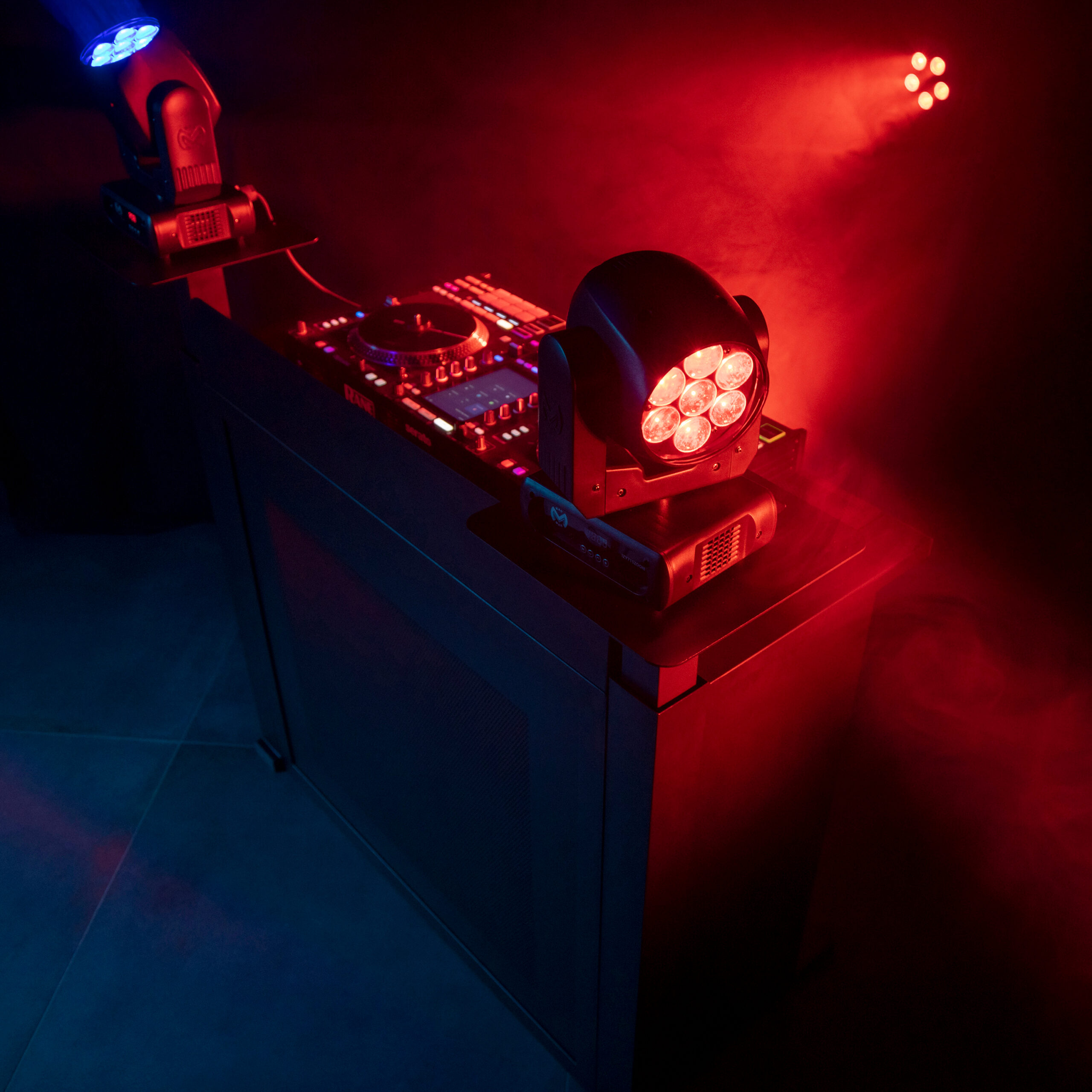 Event Station Plugger - Stands DJ - Sonowest