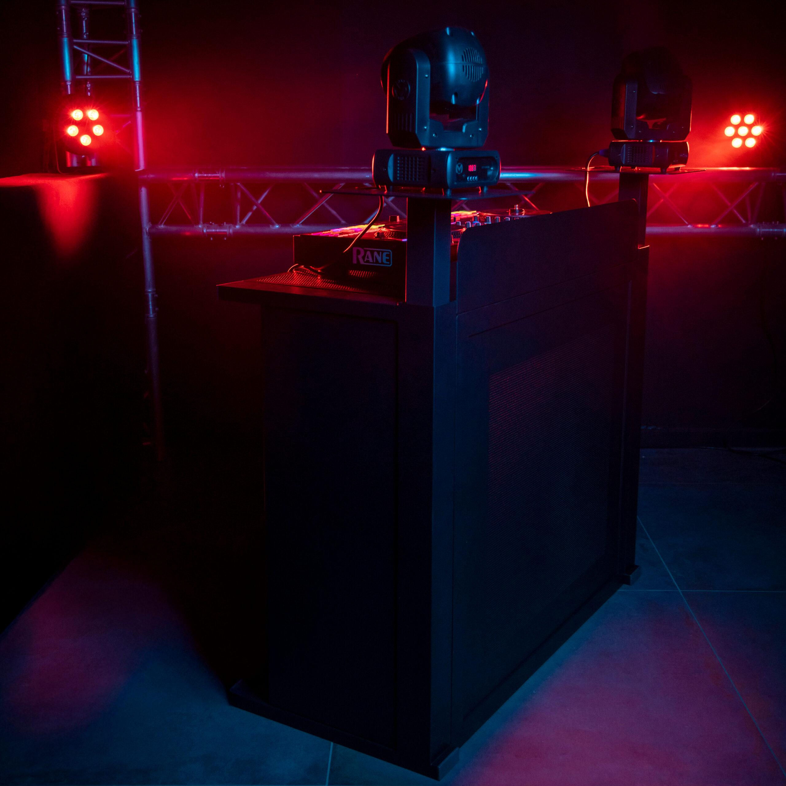 Event Station Plugger - Stands DJ - Sonowest