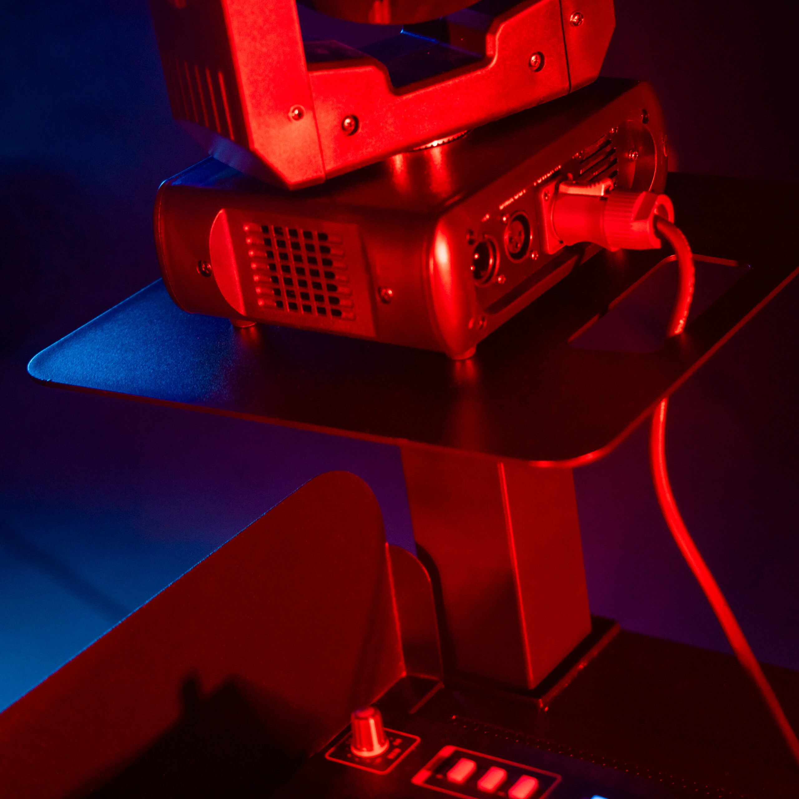 Event Station Tower (paire) Plugger - Stands DJ - Sonowest