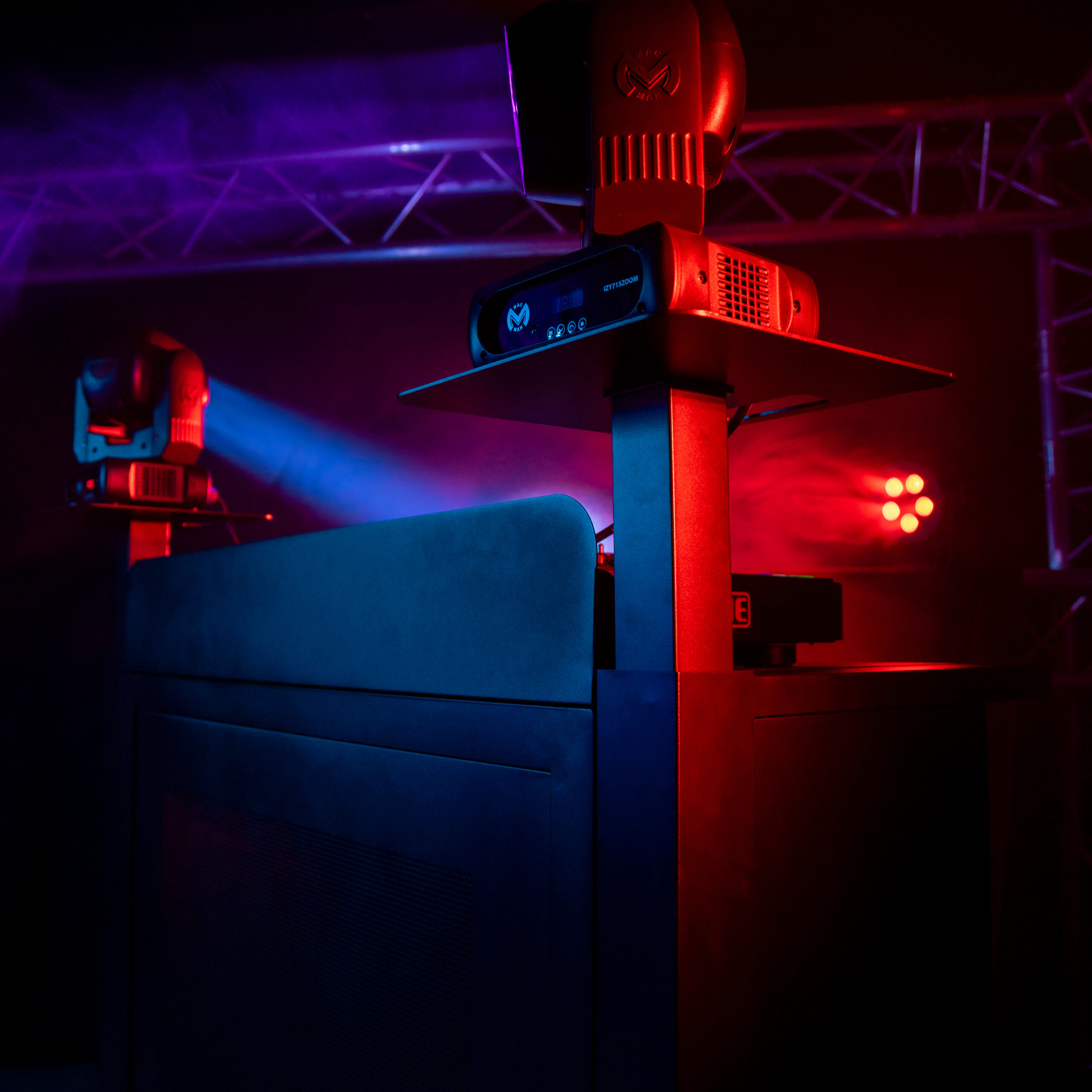 Event Station Tower (paire) Plugger - Stands DJ - Sonowest