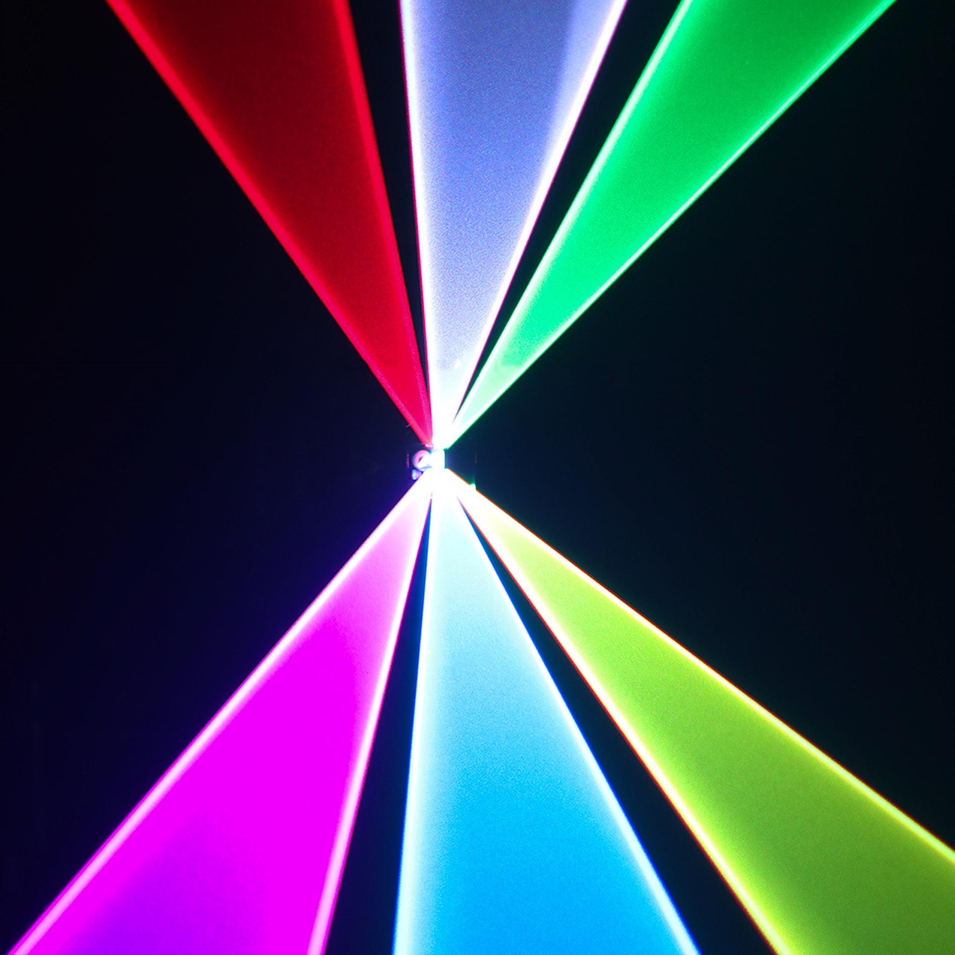 ATENA 4K RGB J Collyns - Lasers multicolores - Sonowest
