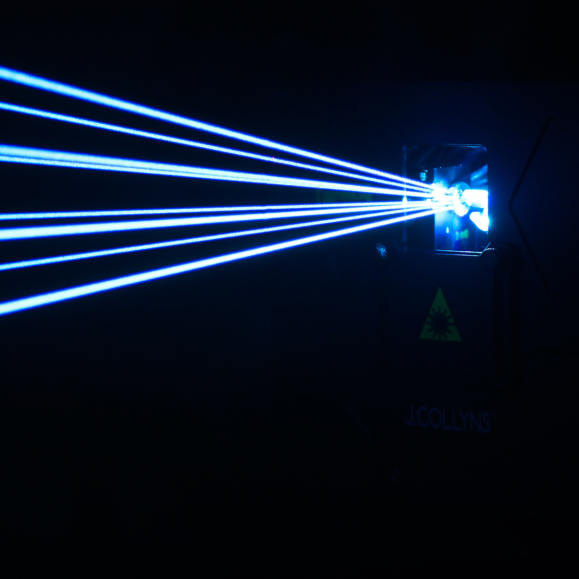 ATENA 10K RGB J Collyns - Lasers multicolores - Sonowest