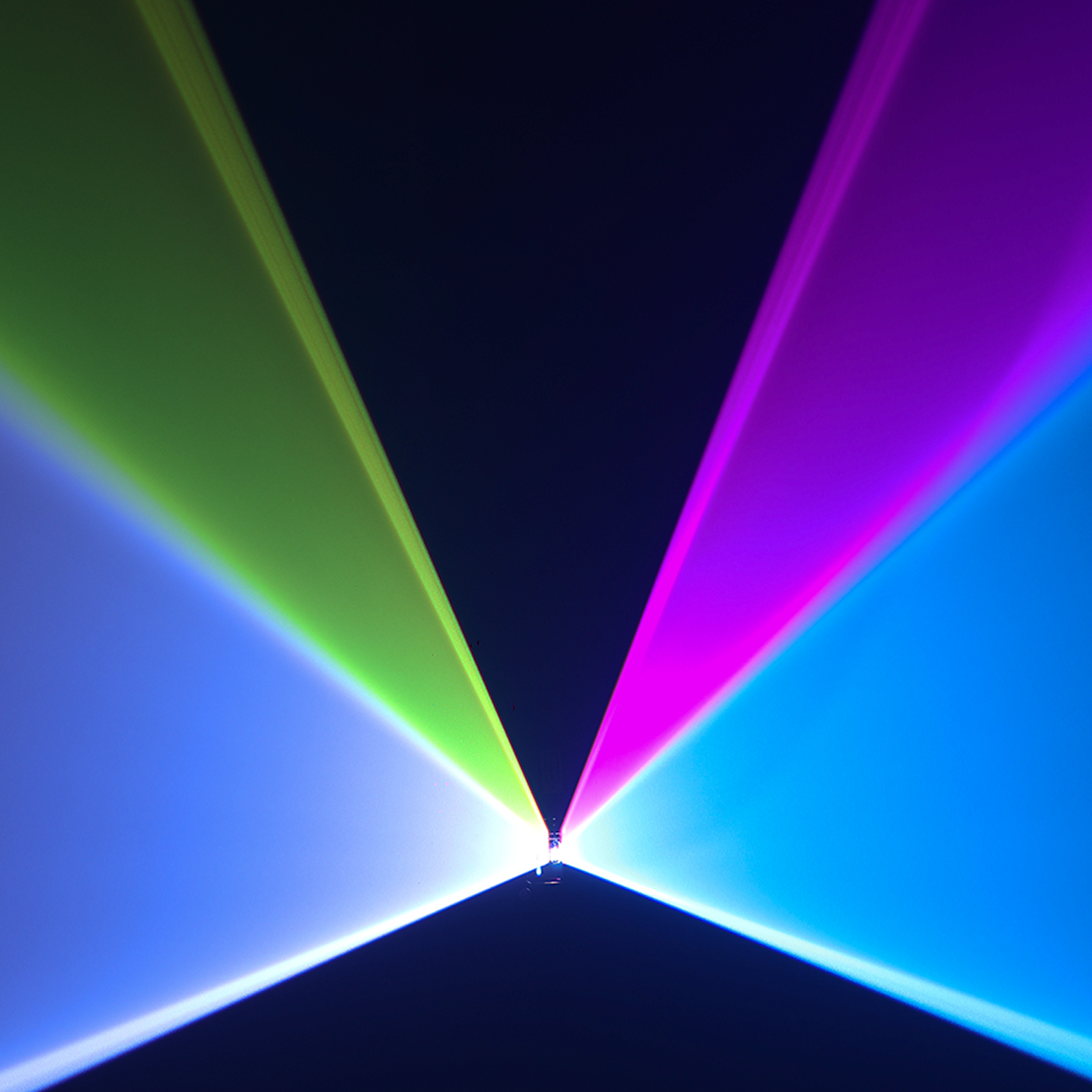 ATENA 10K RGB J Collyns - Lasers multicolores - Sonowest