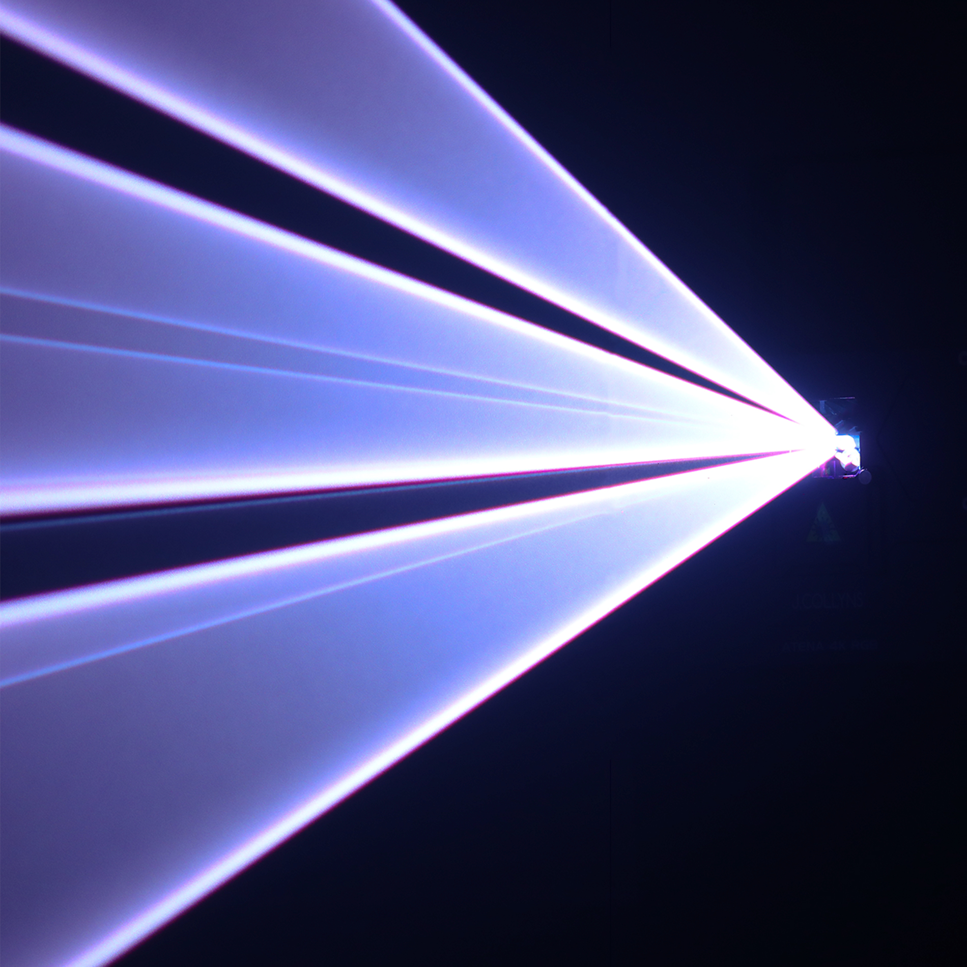 ATENA 10K RGB J Collyns - Lasers multicolores - Sonowest