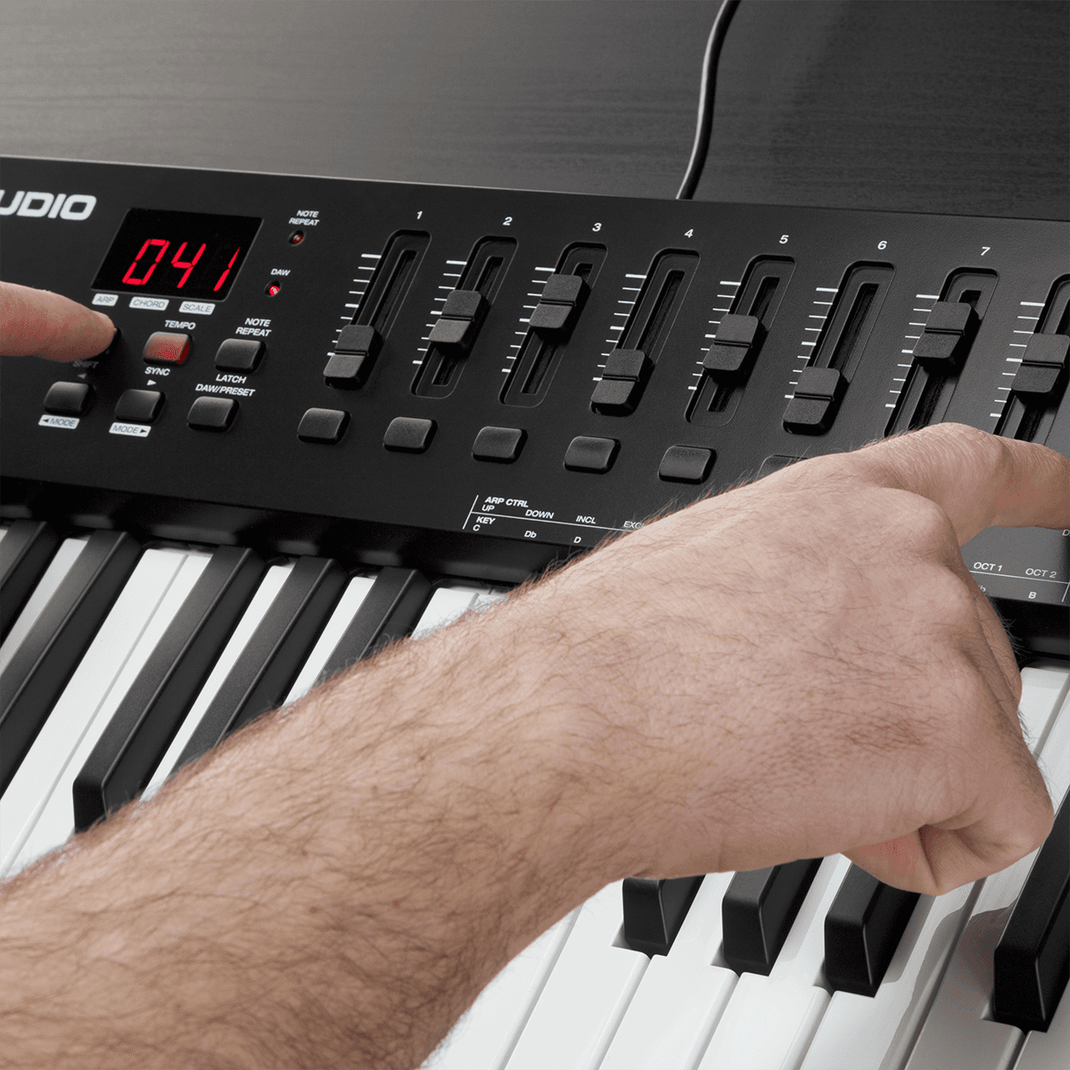 OXYGEN49V M-Audio - Claviers MIDI - Sonowest